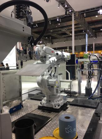 abb机器人亮相2016工博会筑就通向未来工厂之路